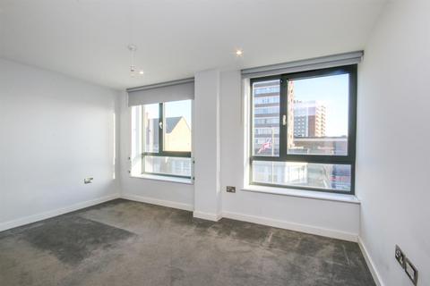 3 bedroom apartment to rent, Foster Street, London NW4