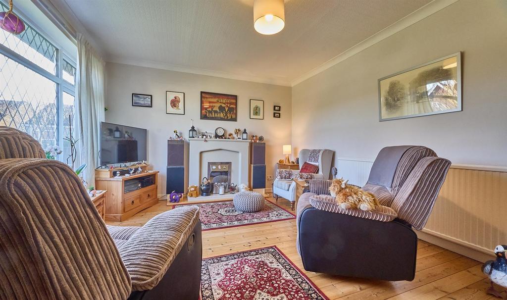 Front lounge