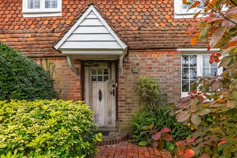 undefined, Newchapel Road, Lingfield RH7