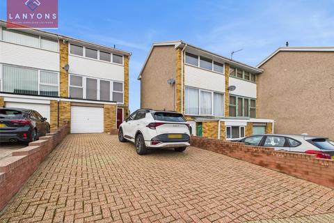 undefined, Caemawr Gardens, Porth, Rhondda Cynon Taf, CF39