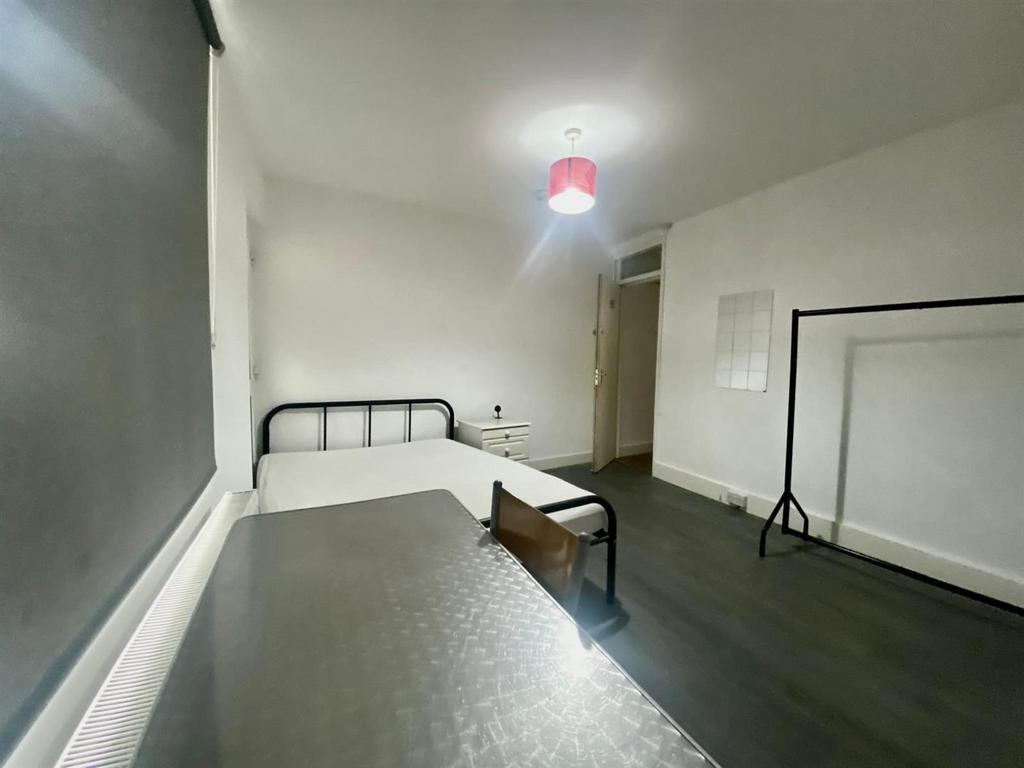 17 Ditch Rd satish.jpg