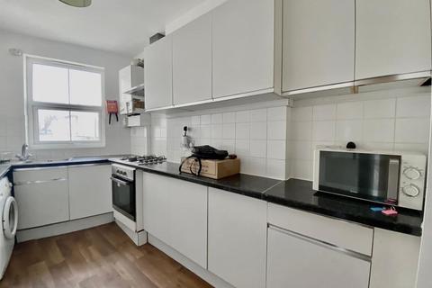 6 bedroom house to rent, Ditchling Road, Brighton