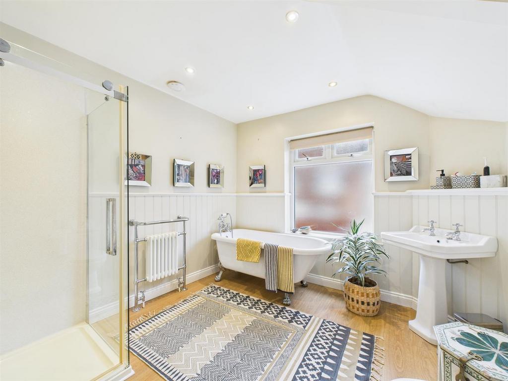 Bath 2.jpg
