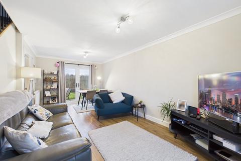 3 bedroom end of terrace house for sale, Clifton Court, Springwell Village, NE9