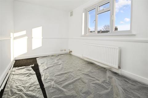 2 bedroom apartment to rent, Woodville Road, Thornton Heath, CR7