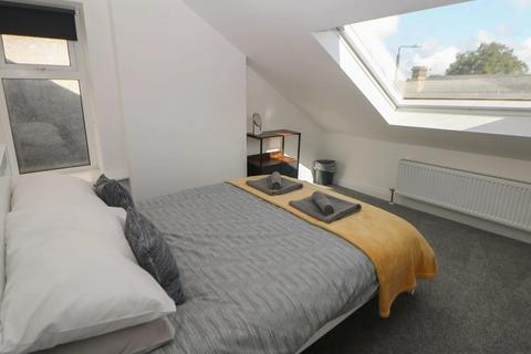 undefined, London Road, Buxton SK17