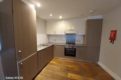 1 bedroom flat to rent, 56 Station Road, London, N3