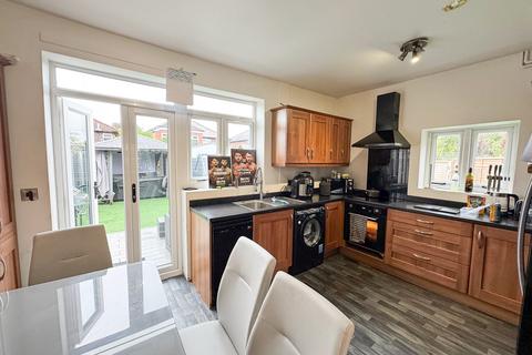2 bedroom semi-detached house for sale, Beverley Avenue, Denton