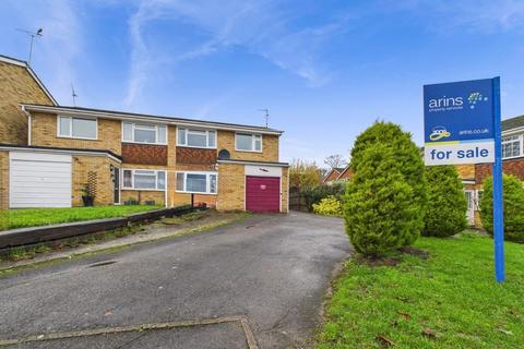 undefined, Newbery Close, Tilehurst, Reading, RG31