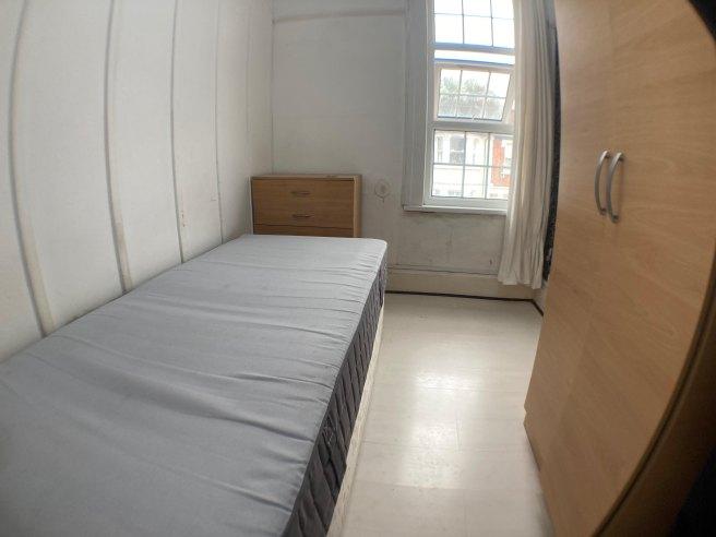 Ivy-road-nw2-6sy-1022019