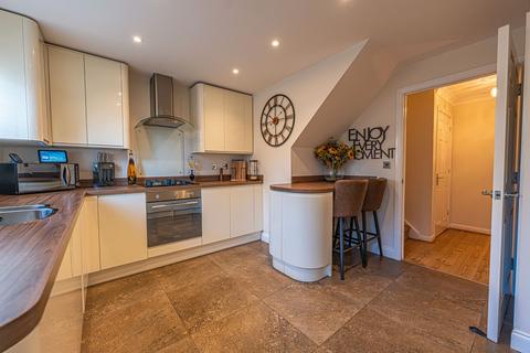 3 bedroom terraced house for sale, Morlais Mews, Newport, NP10