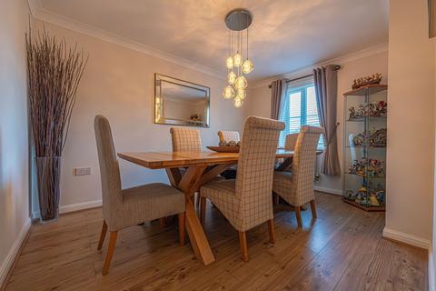 3 bedroom terraced house for sale, Morlais Mews, Newport, NP10