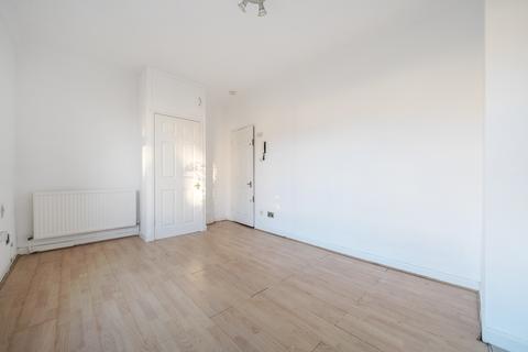 undefined, Hencroft Street, Slough, SL1