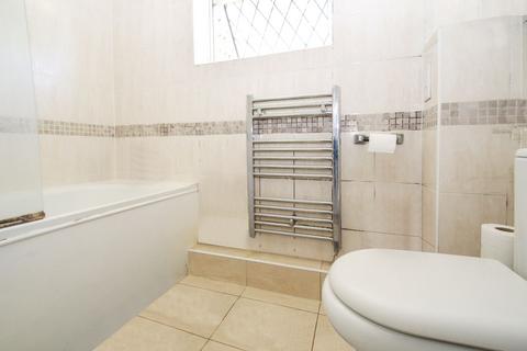 undefined, Newcombe Rise, Yiewsley, UB7