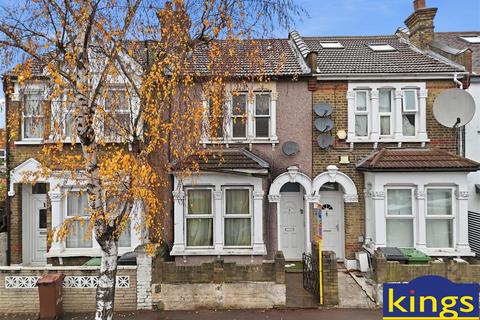 3 bedroom house for sale, Gloucester Road, London