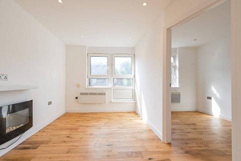 undefined, Roebourne Way, E16, Docklands, London, E16