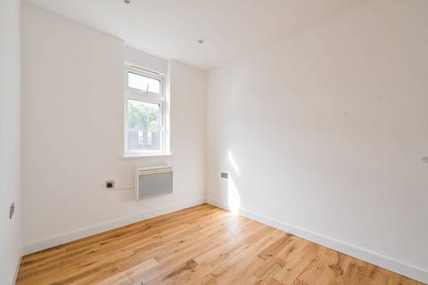 undefined, Roebourne Way, E16, Docklands, London, E16