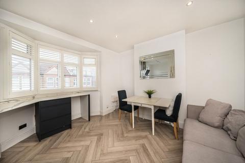 undefined, Boundary Road, London SW19