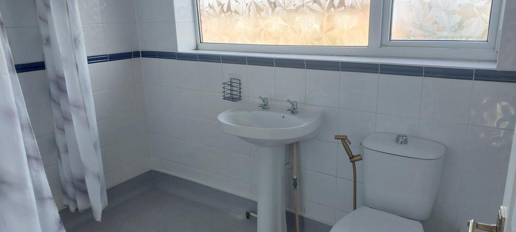 Wet Room/Shower Room