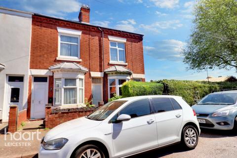 2 bedroom end of terrace house for sale, Bridge Road, Leicester