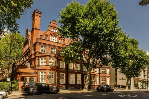 undefined, Harrington Gardens, South Kensington, London, SW7