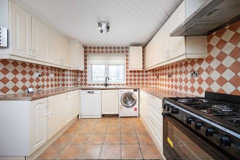 Rectory Square, Tower Hamlets, London, E1