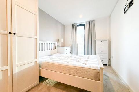 2 bedroom apartment to rent, St Georges Island, Kelso Place, Castlefield, M15