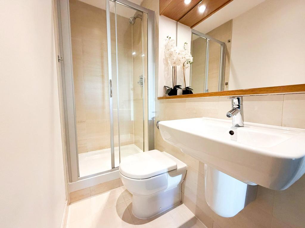 Ensuite