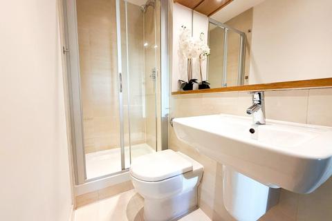 2 bedroom apartment to rent, St Georges Island, Kelso Place, Castlefield, M15