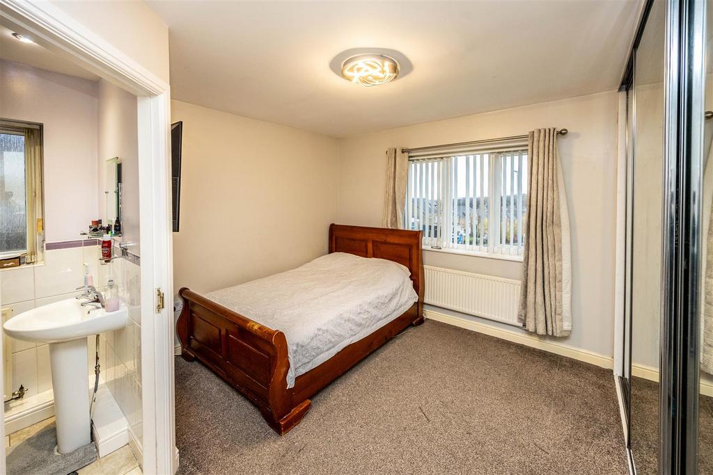 2 RHRHudds-011225-45.jpg