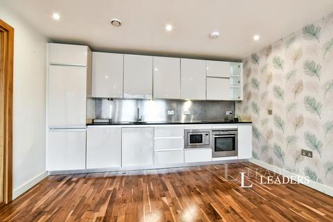 2 bedroom flat to rent, City Loft, 94 The Quays, Salford, M50