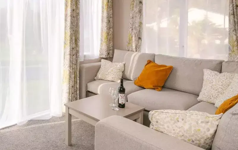 Gh1f331 1 802x505 F50 50