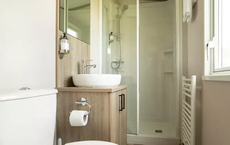 Sr209064 1 802x505 F50 50