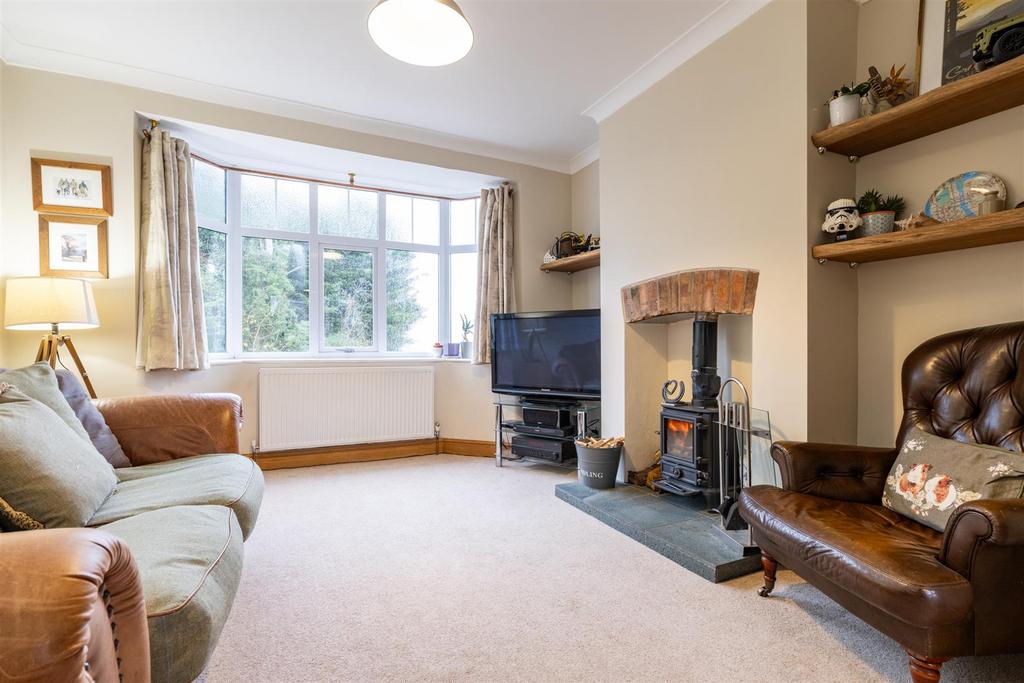 LIVING ROOM 2.jpg
