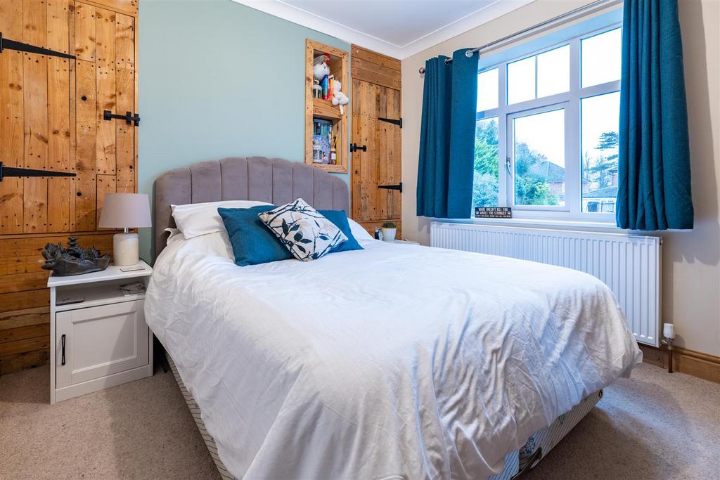 BEDROOM 2.jpg