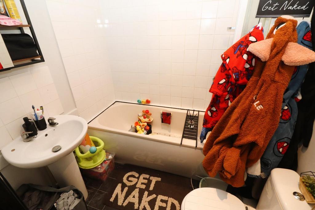 Bathroom / WC