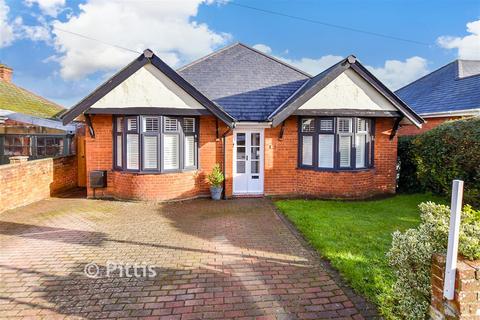 3 bedroom detached bungalow for sale, Mill Hill Road, Cowes, Isle of Wight