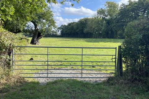 undefined, 4.33 Ha (10.71 Ac) Grassland, Heath Road, Felmingham , Norwich, Norfolk, NR28