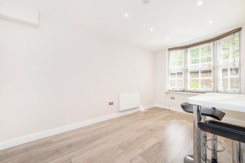 undefined, Hunter Street, London, WC1N