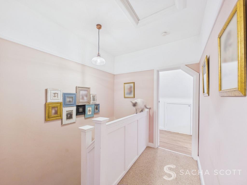 2nd Floor Landing