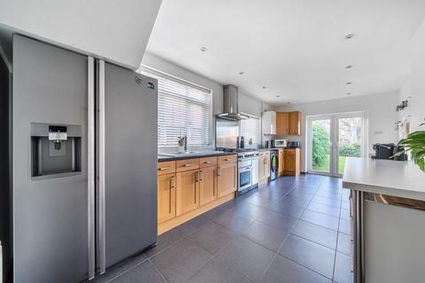 undefined, Exeter EX4