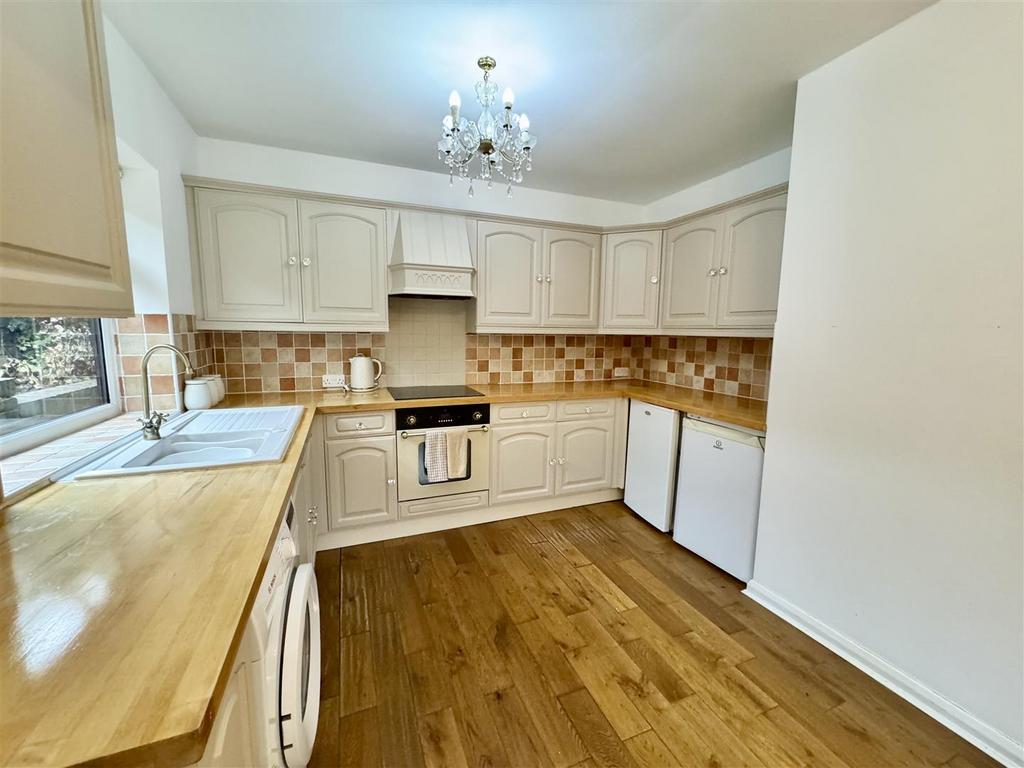 Kitchen diner