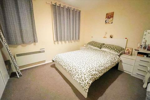 undefined, Redford Close, Feltham, Middlesex, TW13