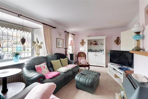 undefined, Rosedale Avenue, Stonehouse