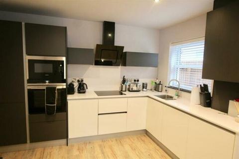 1 bedroom flat to rent, Park Suites, Nottingham NG7