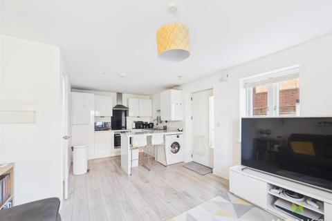 2 bedroom flat for sale, Albury Place, St. Michaels Street, Shrewsbury