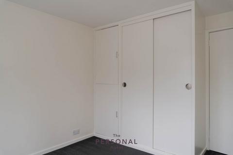 undefined, Delaporte Close, Epsom