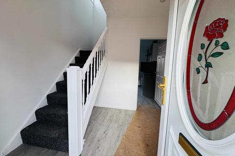 3 bedroom end of terrace house to rent, Basingstoke Road, Peterlee, Co. Durham, SR8
