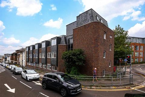 Queen Anne Road, Coronet House, ME14