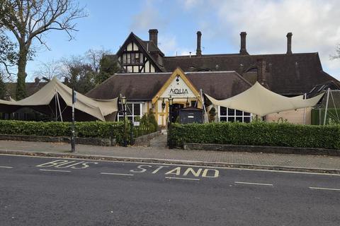 Restaurant to rent, Station Sq Orpington BR5 1LY